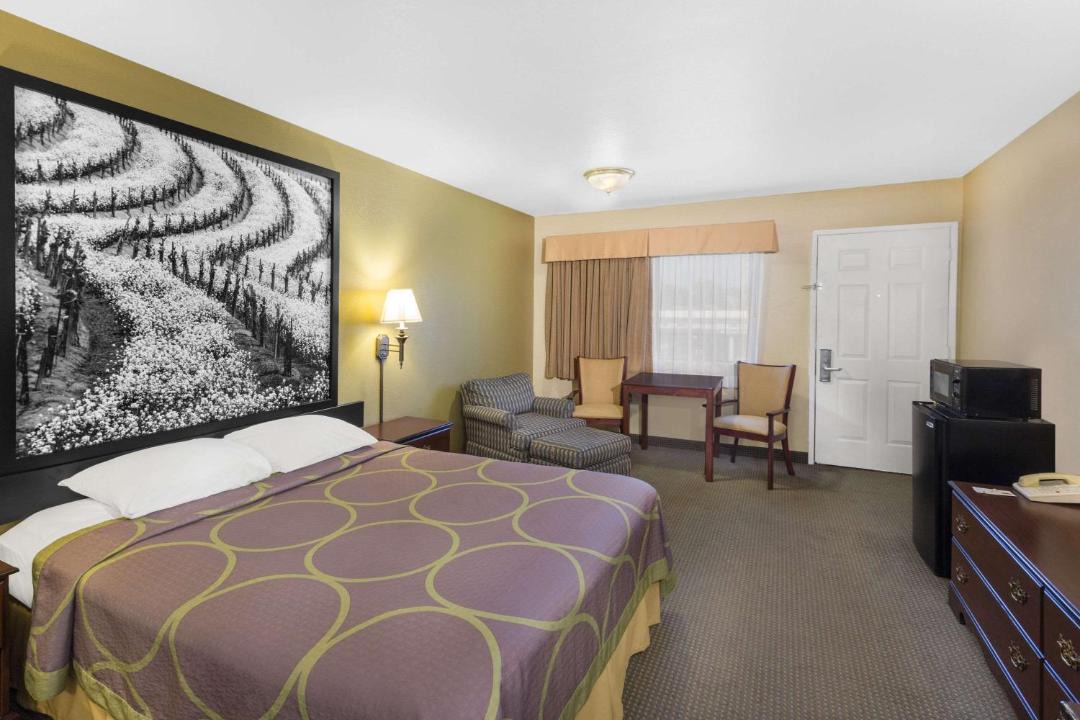 Photo of Bedroom in Corning