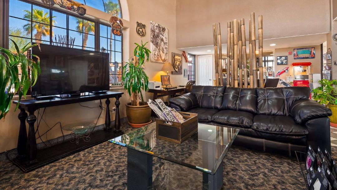 Photo of Livingroom in Needles