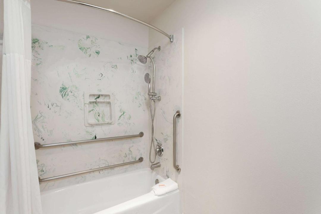 Photo of Bathroom in South Gate
