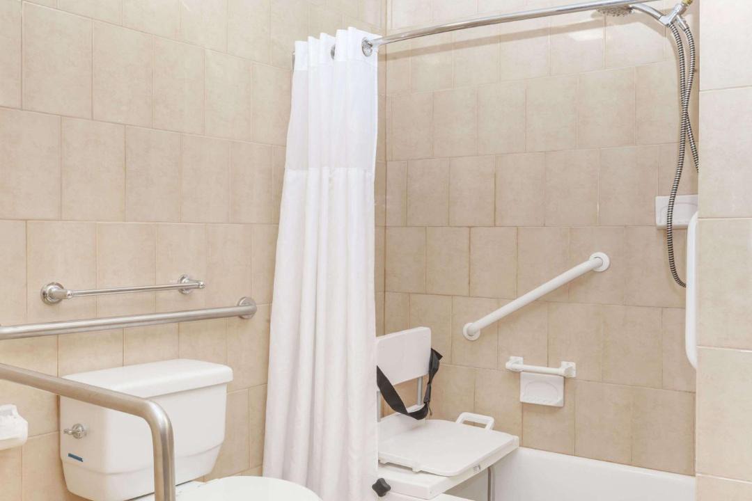 Photo of Bathroom in Sylmar
