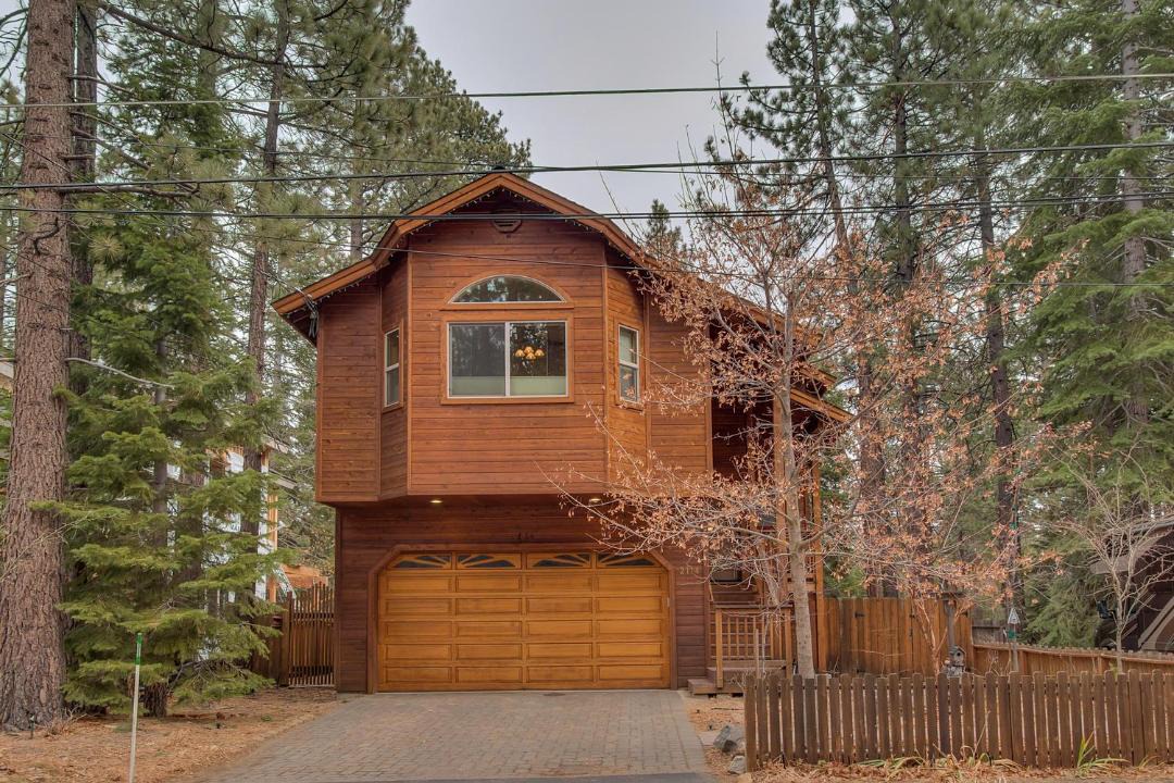 Photo of Buildings in Tahoe Island