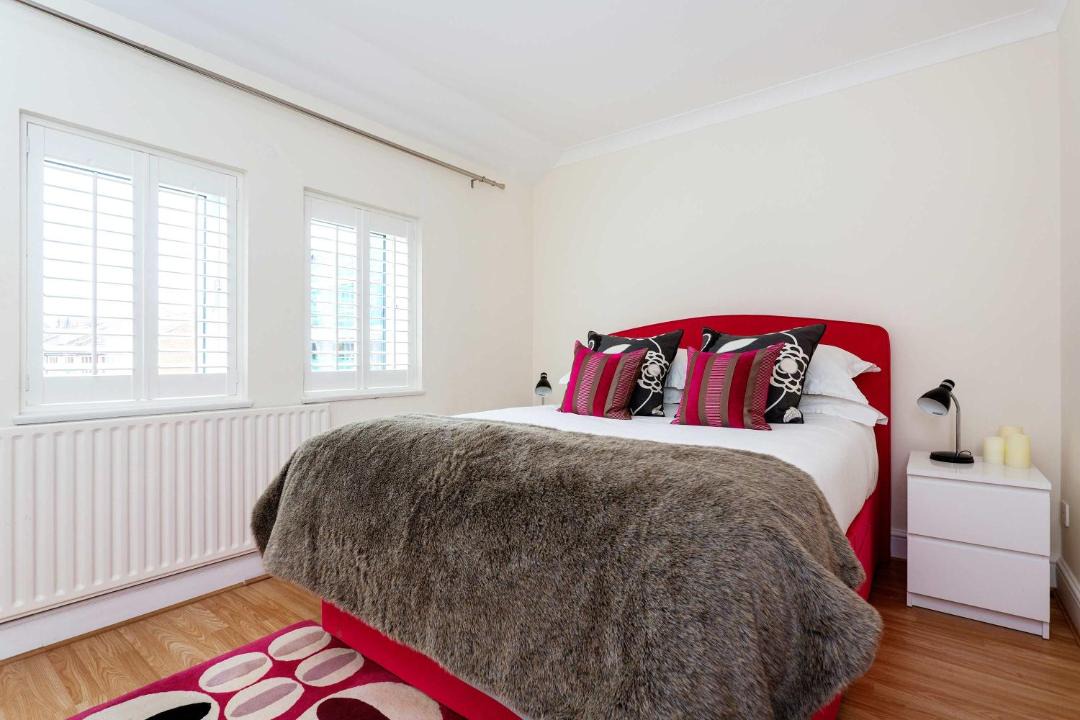 Photo of Bedroom in Sands End