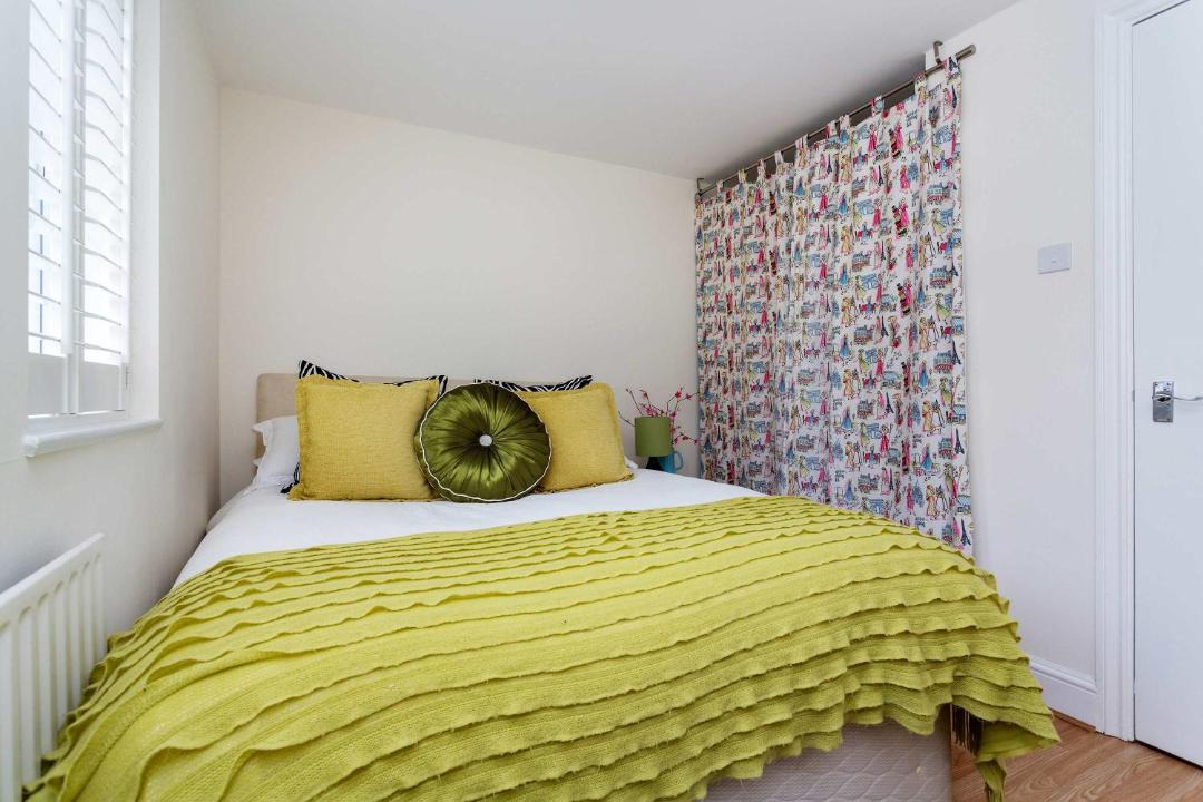 Photo of Bedroom in Sands End