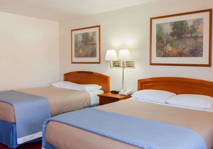 Days Inn by Wyndham Castaic Six Flags Magic Mountain