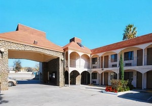 Rodeway Inn Magic Mountain Area