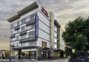 Hampton Inn & Suites Los Angeles/Hollywood, CA