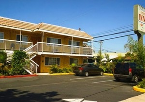 Travelodge by Wyndham Fullerton Near Anaheim