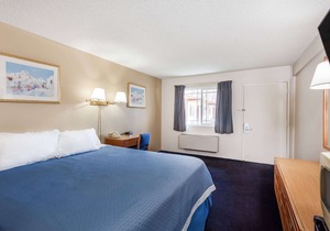 Days Inn by Wyndham Barstow
