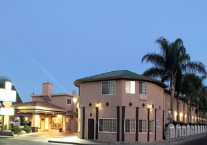 Travelodge by Wyndham Merced Yosemite
