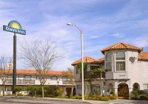 Days Inn by Wyndham Castaic Six Flags Magic Mountain