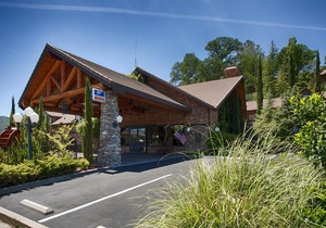 Best Western Plus Yosemite Gateway Inn