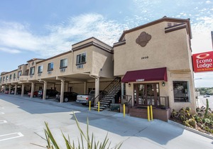 Econo Lodge Inn & Suites Fallbrook Downtown