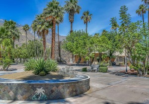 Days Inn by Wyndham Palm Springs