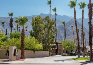 Days Inn by Wyndham Palm Springs