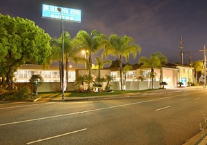 Burbank Inn and Suites