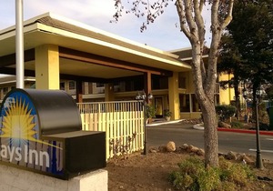 Days Inn by Wyndham Gilroy