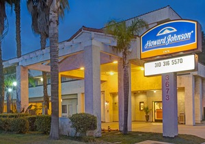 Howard Johnson by Wyndham Torrance