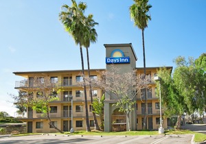 Days Inn by Wyndham Buena Park