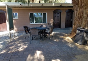 Shoshone Inn
