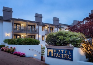 Hotel Pacific