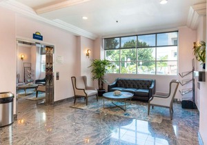 Days Inn by Wyndham Santa Monica Los Angeles