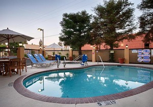 Best Western PLUS Fresno Inn
