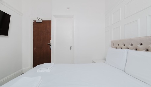 Standard Double Room, Ensuite