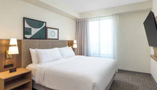 Suite, Multiple Beds, Roll-in Shower, Kitchen (Mobility, Roll-in-Shower)