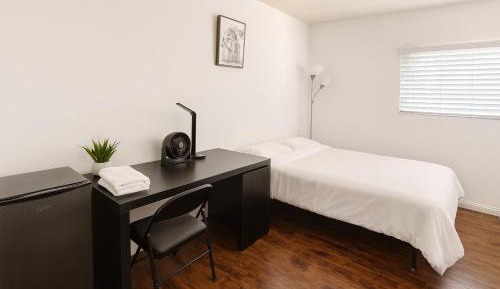 Double Room with Shared Bathroom