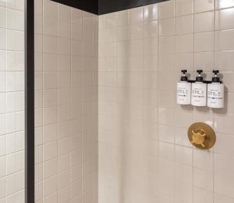Artist Suite (Self Check-in)