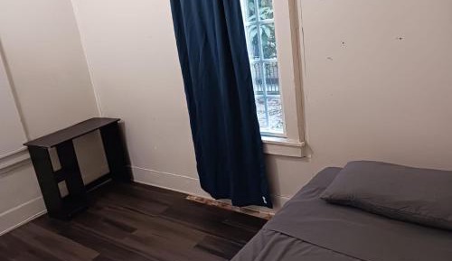 Single Room with Shared Bathroom