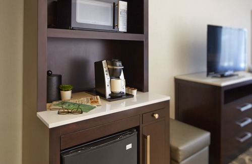 North Redondo Hotel | Hilton Garden Inn Los Angeles/Redondo Beach