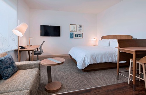 Palmdale Hotel | Element Palmdale