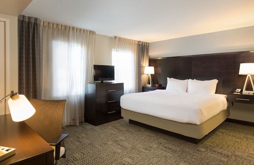 Corona Hotel | Staybridge Suites Corona South, an Ihg Hotel