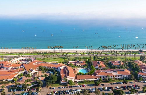 East Beach Hotel | Hilton Santa Barbara Beachfront Resort