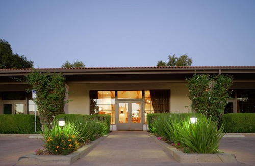 San Diego Country Estates Hotel | Riviera Oaks Resort by Diamond Resorts