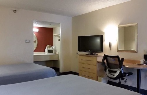 Northwest Anaheim Hotel | Days Inn by Wyndham Buena Park