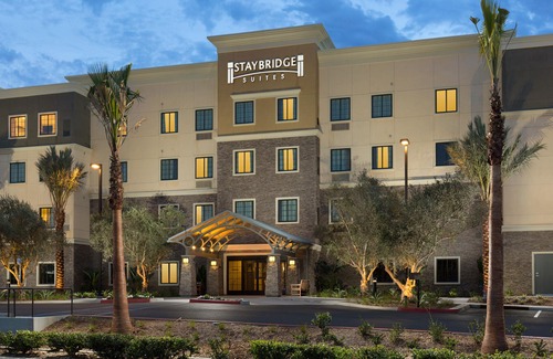 Corona Hotel | Staybridge Suites Corona South, an Ihg Hotel
