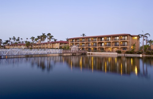 La Playa Hotel | Best Western Plus Island Palms Hotel & Marina