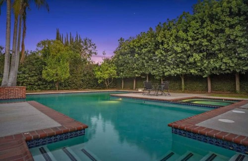 Valley Village House | ৎ୭The Otsego Hideawayৎ୭w/Pool Jacuzzi games & more