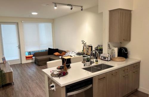 Pico Apartment | Santa Monica Cozy One Bedroom
