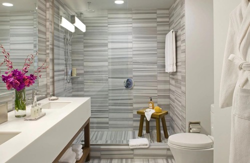 Waterfront Hotel | Hyatt Centric the Pike Long Beach