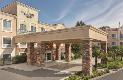 Redlands Hotel | Country Inn & Suites by Radisson, San Bernardino (Redlands), CA