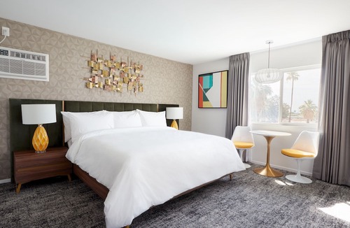 Little Tuscany Hotel | Sonder the Cole