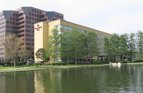 Santa Ana Hotel | DoubleTree by Hilton Orange County Airport