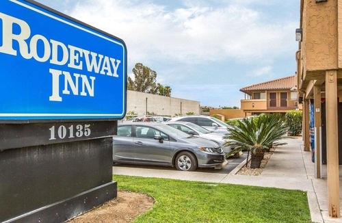 Santee Hotel | Rodeway Inn Santee San Diego East
