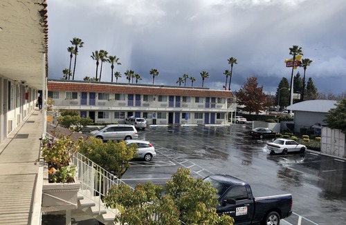 Gilroy Hotel | Gilroy Inn
