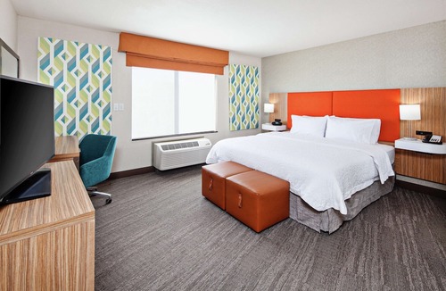 Chino Hills Hotel | Hampton Inn & Suites Chino Hills