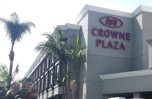 Costa Mesa Hotel | Crowne Plaza Costa Mesa Orange County, an Ihg Hotel