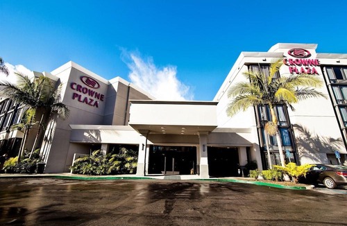 Costa Mesa Hotel | Crowne Plaza Costa Mesa Orange County, an Ihg Hotel